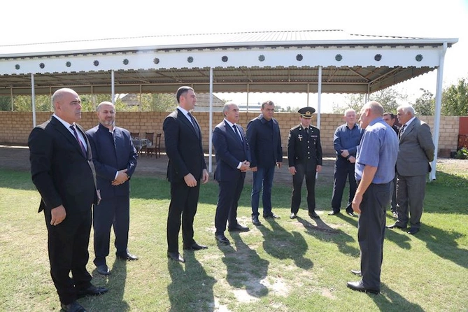 Hacıqabulda “Vətən müharibəsi”ndə şəhid olmuş şəxslərin ailə üzvlərinin ziyarəti davam edir — FOTOLAR