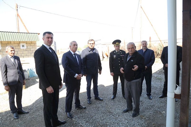 Sevindik Hətəmov “Vətən müharibəsində şəhid olmuş şəxslərin ailə üzvlərini ziyarət etdi — FOTOLAR