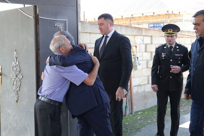 Hacıqabulda “Vətən müharibəsi”ndə şəhid olmuş şəxslərin ailə üzvlərinin ziyarəti davam edir — FOTOLAR