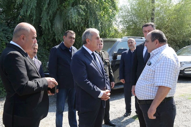 Hacıqabulda “Vətən müharibəsi”ndə şəhid olmuş şəxslərin ailə üzvlərinin ziyarəti davam edir — FOTOLAR