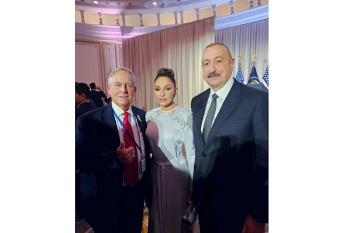 Prezident və birinci xanım BMT Baş Assambleyasının 80-ci sessiyası ilə əlaqədar rəsmi qəbulda — FOTOLAR