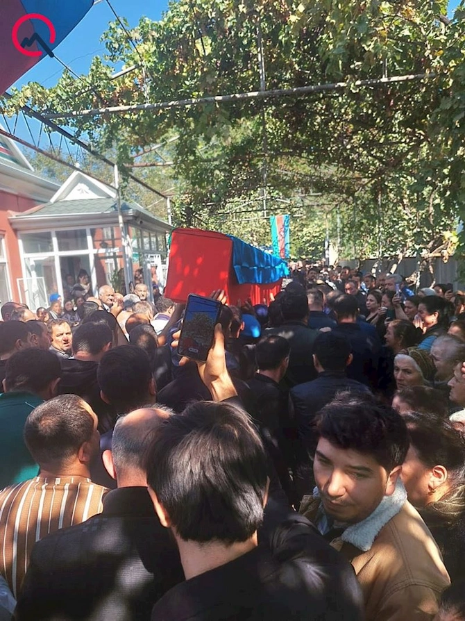Şəhid “Xanı” ilə vida mərasimi keçirilir — FOTOLAR