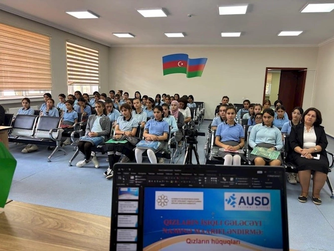 Neftçalada “Qızların işıqlı gələcəyi naminə maarifləndirmə” layihəsi çərçivəsində tədbir keçirildi — FOTOLAR