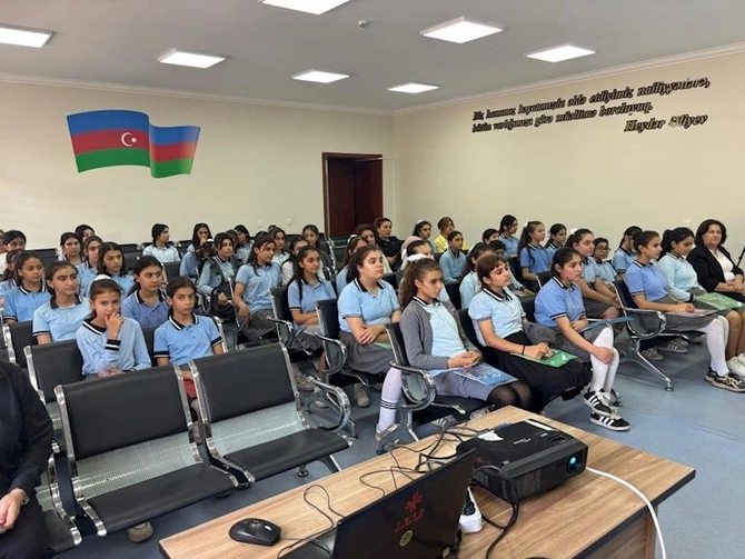 Neftçalada “Qızların işıqlı gələcəyi naminə maarifləndirmə” layihəsi çərçivəsində tədbir keçirildi — FOTOLAR