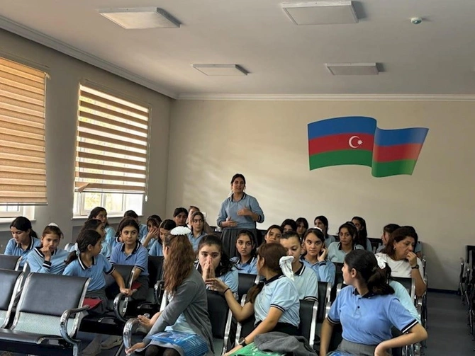 Neftçalada “Qızların işıqlı gələcəyi naminə maarifləndirmə” layihəsi çərçivəsində tədbir keçirildi — FOTOLAR