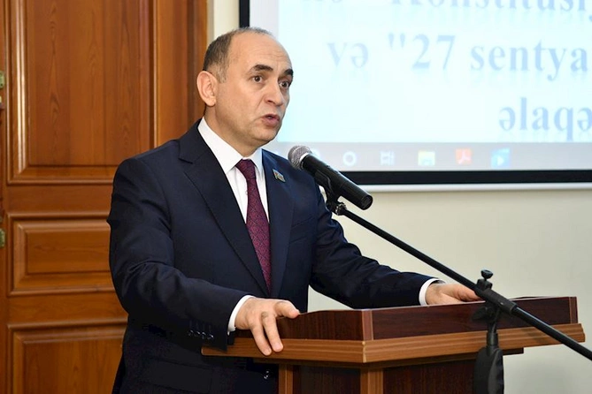 Yeni Azərbaycan Partiyası Səbail rayon təşkilatı və Milli Azərbaycan Tarix muzeyinin birgə təşkilatçılığı ilə “27 sentyabr Anım Günü” ilə əlaqədar tədbir keçirilib — FOTOLAR