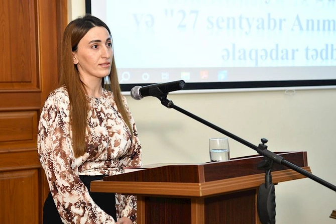 Yeni Azərbaycan Partiyası Səbail rayon təşkilatı və Milli Azərbaycan Tarix muzeyinin birgə təşkilatçılığı ilə “27 sentyabr Anım Günü” ilə əlaqədar tədbir keçirilib — FOTOLAR