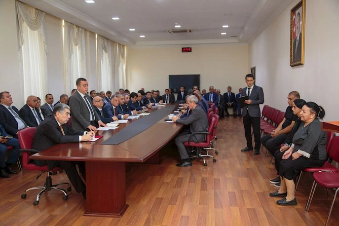 Rüstəm Xəlilov sakinlərin müraciətlərini dinlədi — FOTOLAR