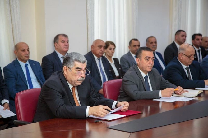 Rüstəm Xəlilov sakinlərin müraciətlərini dinlədi — FOTOLAR