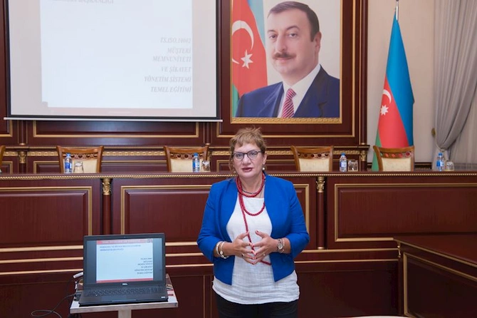 ADSEA-da “Keyfiyyəti idarəetmə: Müştəri məmnuniyyəti” üzrə təlim keçirildi — FOTOLAR