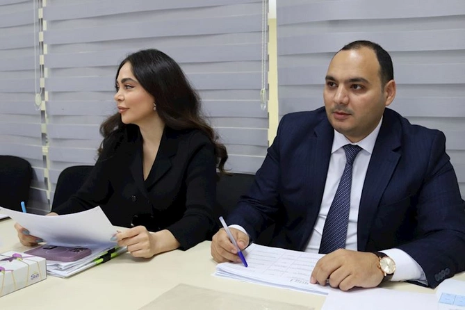 Zaur Mikayılov Xaçmazda vətəndaşlarla görüşdü — FOTOLAR