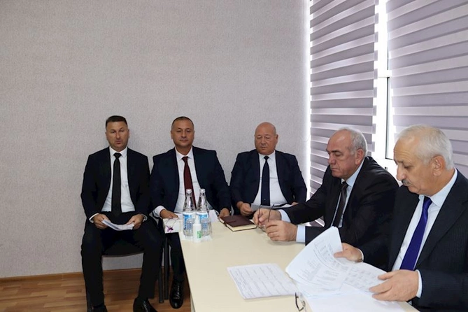 Zaur Mikayılov Xaçmazda vətəndaşlarla görüşdü — FOTOLAR