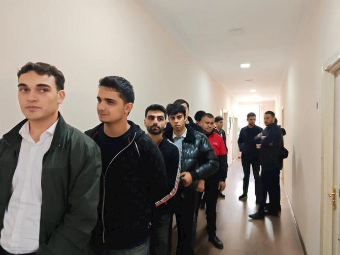 Vəhdət Partiyası Anım Gününə həsr olunmuş Yaşatmaq ən böyük qəhrəmanlıqdır” şüarı altında könüllü qanvermə aksiyası keçirib — FOTOLAR