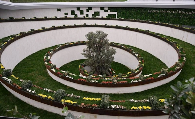 İlham Əliyev Gəncə Memorial Kompleksinin açılışında iştirak etdi — VİDEO/FOTOLAR (YENİLƏNİB)