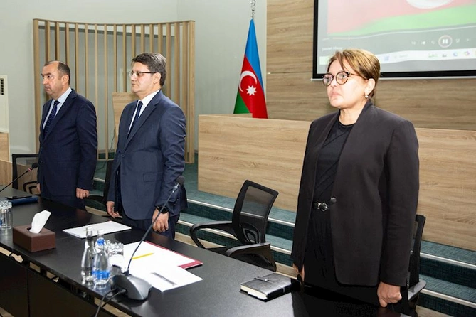 ETSN kollektivi şəhidlərin əziz xatirəsini yad etdi — FOTOLAR