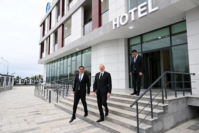 İlham Əliyev Yevlax Olimpiya İdman Kompleksinin açılışında iştirak etdi — FOTOLAR