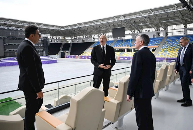 İlham Əliyev Gəncə şəhər stadionunun açılışında iştirak edib — FOTOLAR