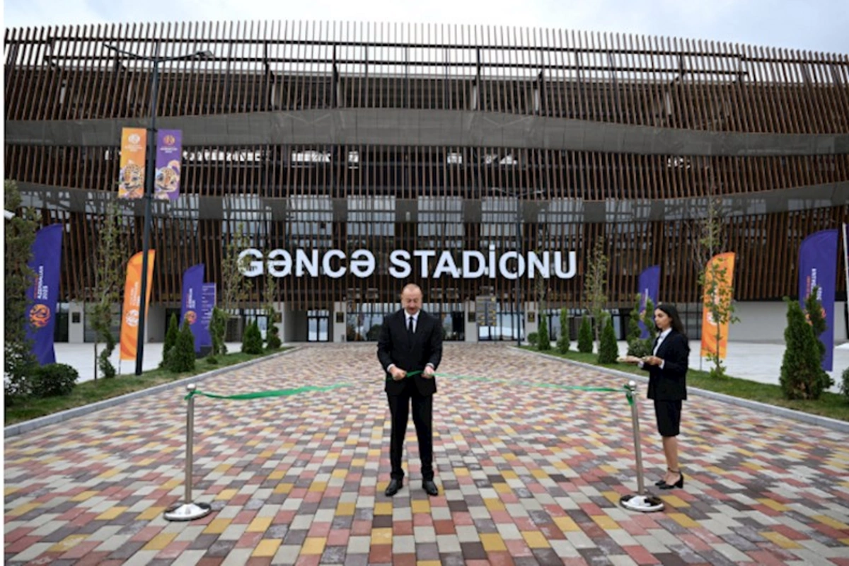 İlham Əliyev Gəncə şəhər stadionunun açılışında iştirak edib — FOTOLAR