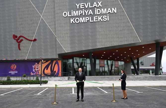 İlham Əliyev Yevlax Olimpiya İdman Kompleksinin açılışında iştirak etdi — FOTOLAR