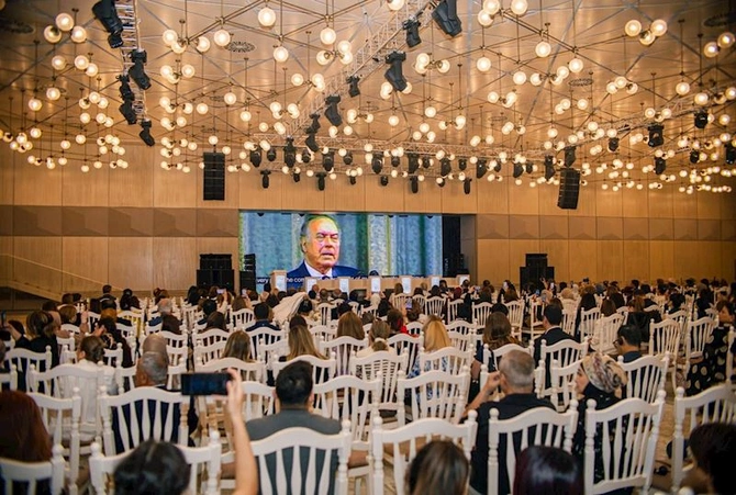 “Üzeyir Hacıbəylinin irsi: keçmişdən bu günə” forumu start götürüb — FOTOLAR (YENİLƏNİB)