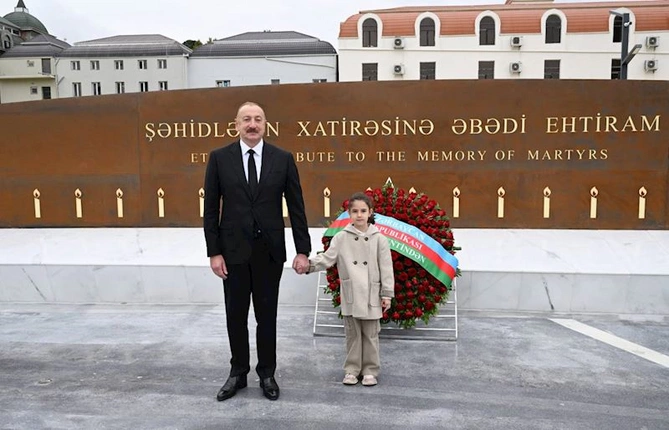 İlham Əliyev Gəncə Memorial Kompleksinin açılışında iştirak etdi — VİDEO/FOTOLAR (YENİLƏNİB)
