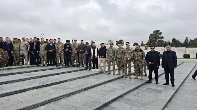 Xüsusi Təyinatlıların Qaziləri, Şəhid Ailələri və Veteranları İctimai Birliyi Şəhidlər Xiyabanını ziyarət edib — FOTOLAR