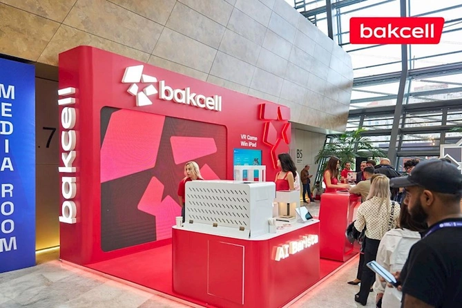 Bakcell” “INMerge” Sammitində ən son innovasiyalarla çıxış edir — FOTOLAR Bakcell” “INMerge” Sammitində ən son innovasiyalarla çıxış edir — FOTOLAR