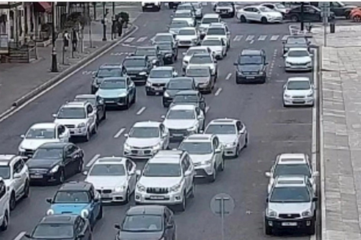 Bu yollar tıxaclıdır — Sürücülərin nəzərinə!