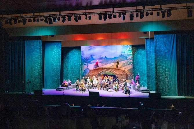Üzeyir Hacıbəyli festivalının təntənəli bağlanışı “Koroğlu” operasının yeni quruluşu ilə yadda qaldı — FOTOLAR