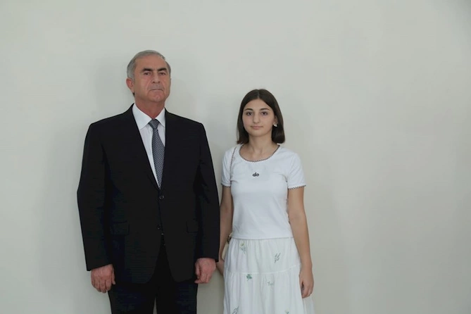 Sevindik Hətəmov yüksək bal toplayan tələbələrlə görüşdü — FOTOLAR