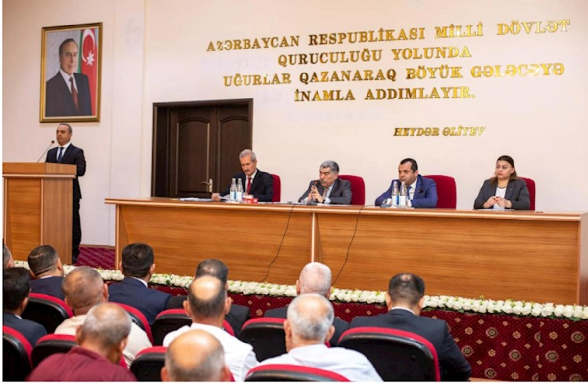 Salyanda pambıqçılıqla bağlı müşavirə keçirildi — FOTOLAR