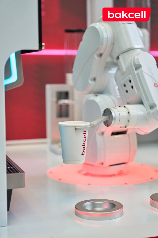 Bakcell” “INMerge” Sammitində ən son innovasiyalarla çıxış edir — FOTOLAR