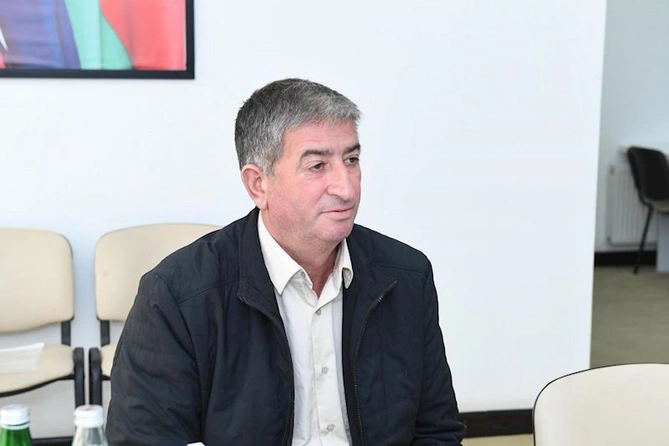 Qubada keçmiş məcburi köçkünlərin müraciətləri dinlənildi — FOTOLAR Qubada keçmiş məcburi köçkünlərin müraciətləri dinlənildi — FOTOLAR