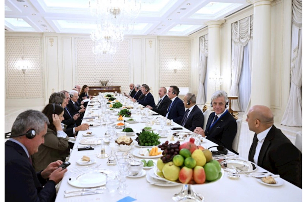 İtaliya Prezidentinin şərəfinə rəsmi ZİYAFƏT VERİLDİ