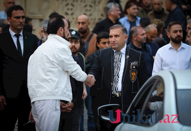 Cabir İmanov Qurd Qapısı qəbiristanlığında dəfn olunacaq — VİDEO/FOTOLAR Cabir İmanov Qurd Qapısı qəbiristanlığında dəfn olunacaq — VİDEO/FOTOLAR