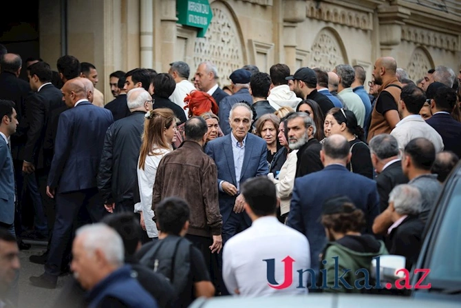 Cabir İmanov Qurd Qapısı qəbiristanlığında dəfn olunacaq — VİDEO/FOTOLAR Cabir İmanov Qurd Qapısı qəbiristanlığında dəfn olunacaq — VİDEO/FOTOLAR