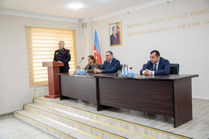 Salyanda zorakılıq hallarının qarşısının alınması ilə bağlı tədbir keçirilib — FOTOLAR Salyanda zorakılıq hallarının qarşısının alınması ilə bağlı tədbir keçirilib — FOTOLAR