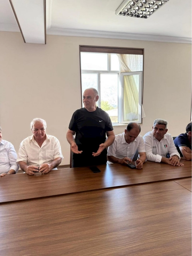 Milli Məclisin deputatı Vüqar Rəhimzadə Ordubadda seçiciləri ilə növbəti görüşünü keçirib — FOTOLAR