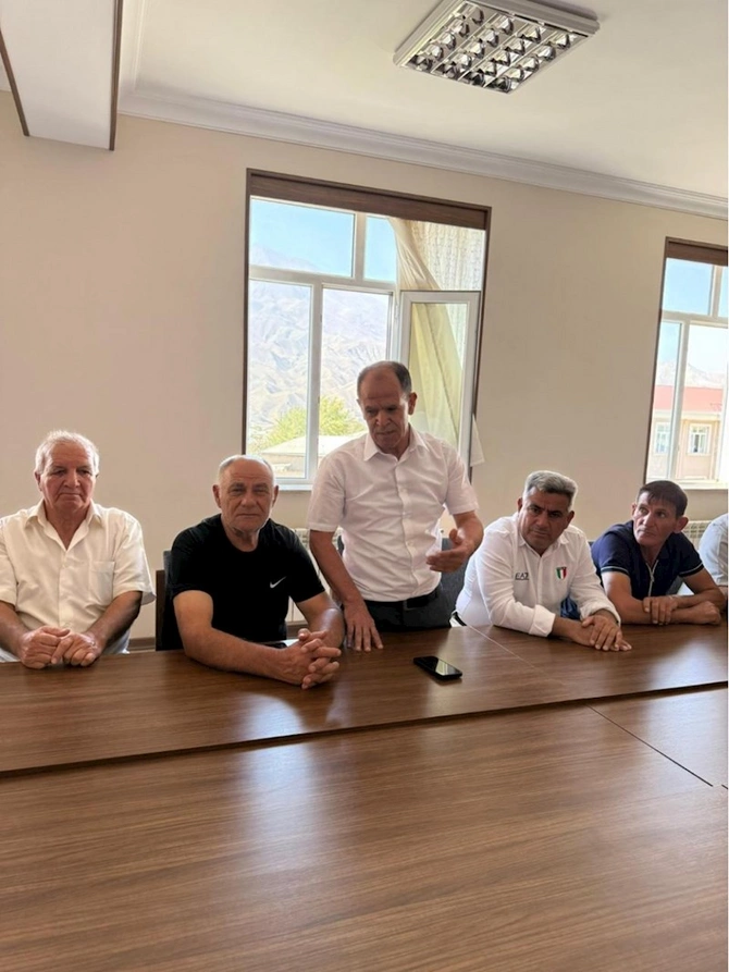 Milli Məclisin deputatı Vüqar Rəhimzadə Ordubadda seçiciləri ilə növbəti görüşünü keçirib — FOTOLAR
