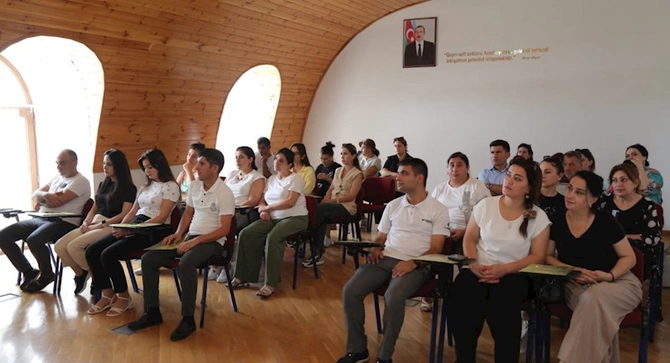 Şirvanda və Hacıqabulda ideoloji immunitetin gücləndirilməsinə həsr edilmiş seminarlar təşkil olunub — FOTOLAR Şirvanda və Hacıqabulda ideoloji immunitetin gücləndirilməsinə həsr edilmiş seminarlar təşkil olunub — FOTOLAR