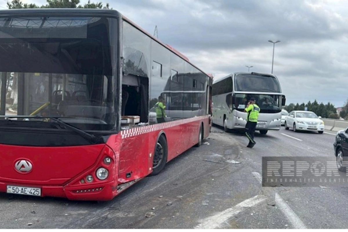 Bakı-Quba yolunda avtobus yük maşını ilə toqquşdu — FOTOLAR