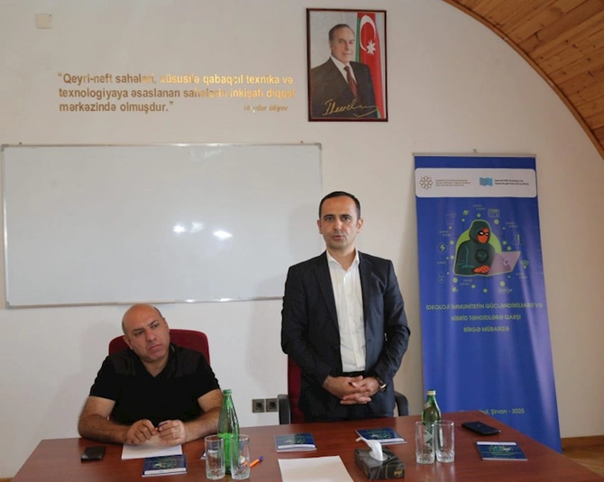 Şirvanda və Hacıqabulda ideoloji immunitetin gücləndirilməsinə həsr edilmiş seminarlar təşkil olunub — FOTOLAR Şirvanda və Hacıqabulda ideoloji immunitetin gücləndirilməsinə həsr edilmiş seminarlar təşkil olunub — FOTOLAR