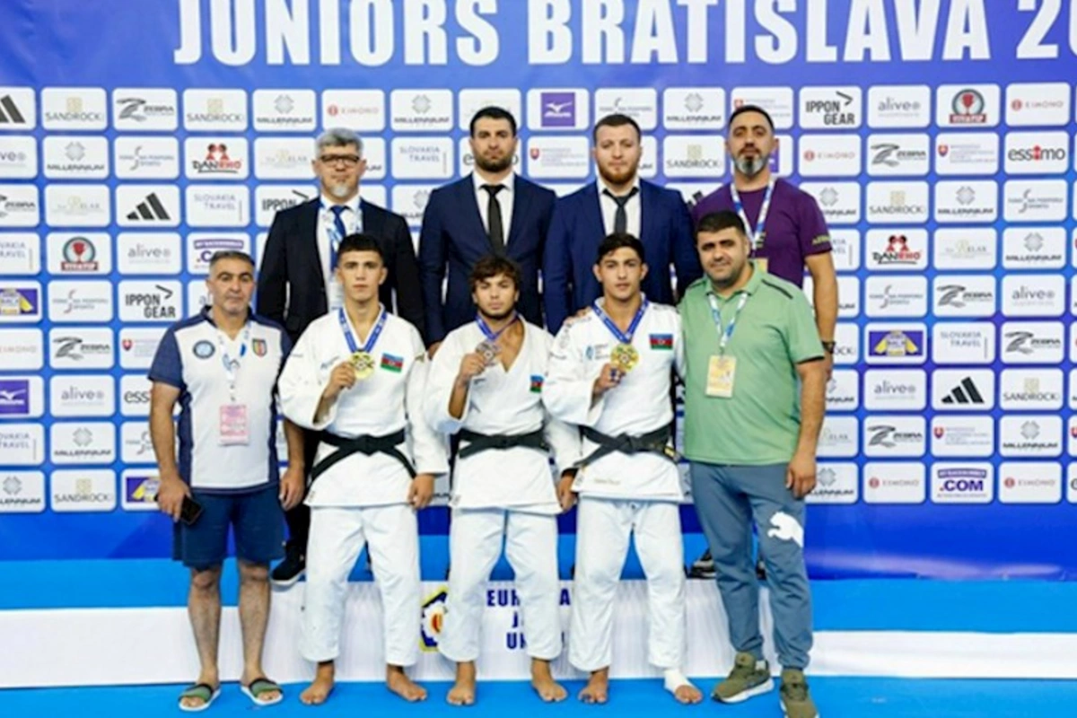 Azərbaycan millisi Avropa çempionatında birinci oldu