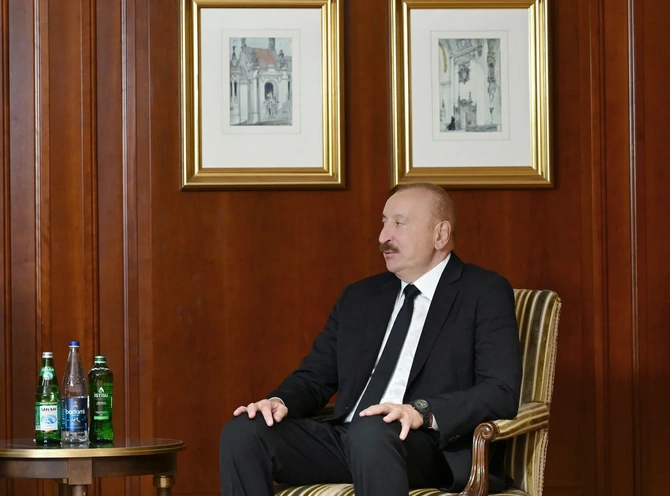 İlham Əliyev Almaniya İqtisadiyyatının Şərq Komitəsinin sədri Mixael Harms ilə görüşüb — FOTOLAR