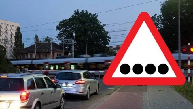 Qəribə yol nişanları: Sürücülərin çoxu bilmir — FOTOLAR Qəribə yol nişanları: Sürücülərin çoxu bilmir — FOTOLAR