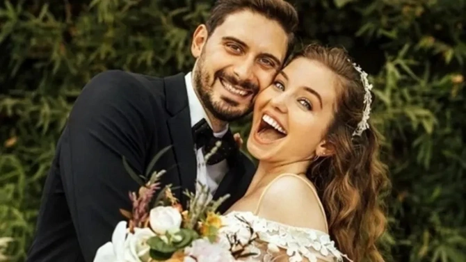 Boşanmadan sonra yeni eşq — FOTOLAR