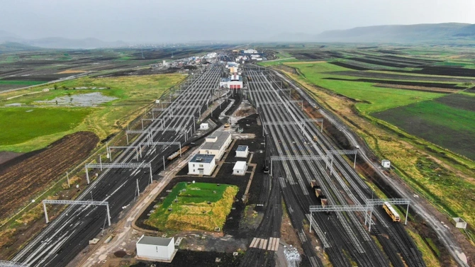 ADY və Çin Dəmir Yolları arasında RAZILIQ — FOTOLAR