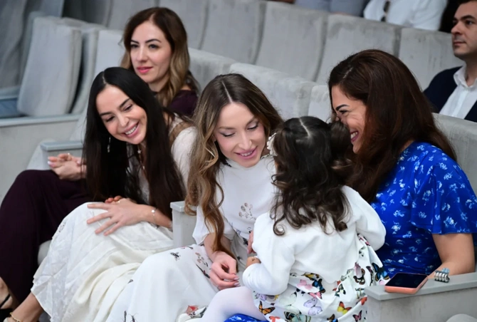 Leyla Əliyeva və Alyona Əliyeva Müstəqillik Gününə həsr olunmuş konserti izləyiblər — FOTOLAR