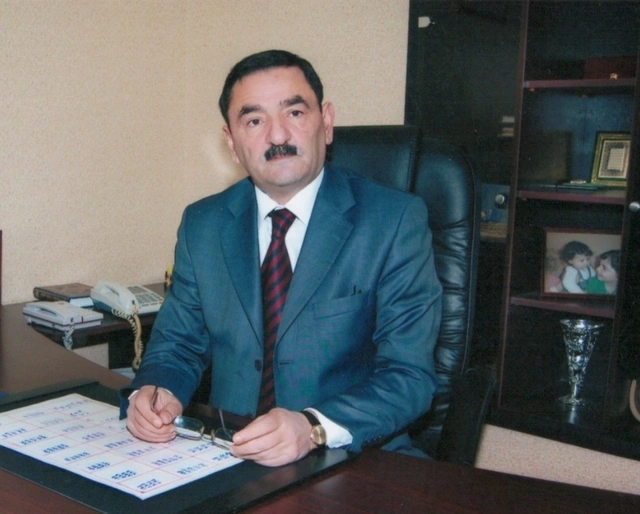 Muxtar Əhmədov vəzifəsindən azad edildi — FOTO