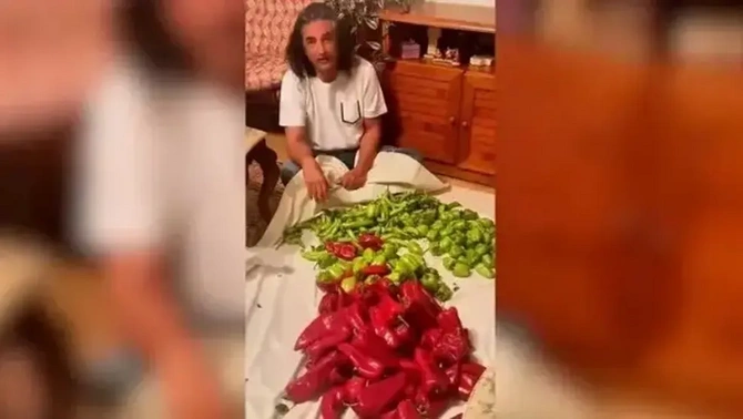 Çelik uşaqlıq illərinə qayıtdı — FOTOLAR